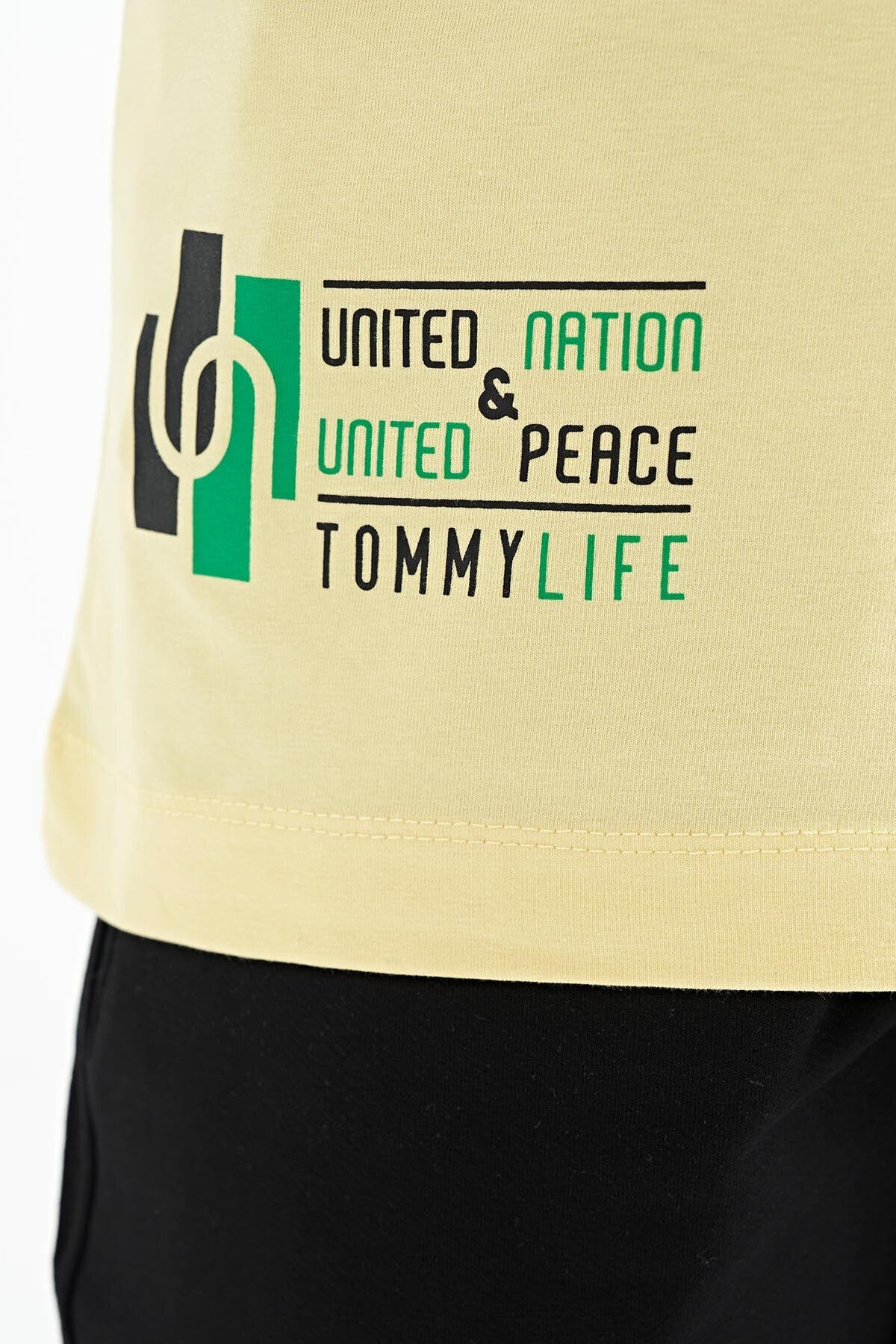 Yellow Printed Standard Fit O Collar Boys T-Shirt - 11097