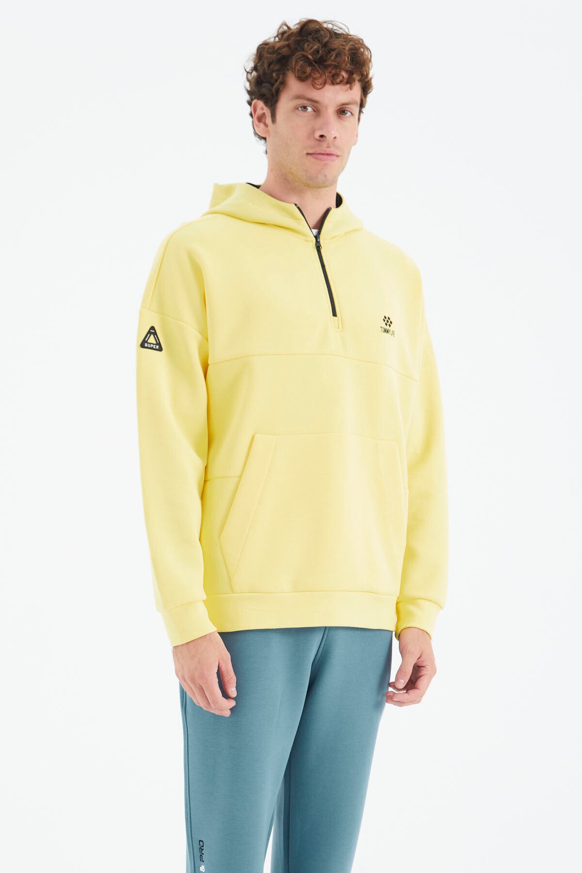 Yellow Hooded Half-Zip Pocket Detailed Relax Fit Men's Sweatshirt - 88294