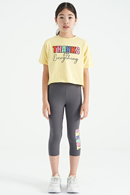 Yellow - Dark Gray Print Oversize Girls' Crop Tights Set - 75133