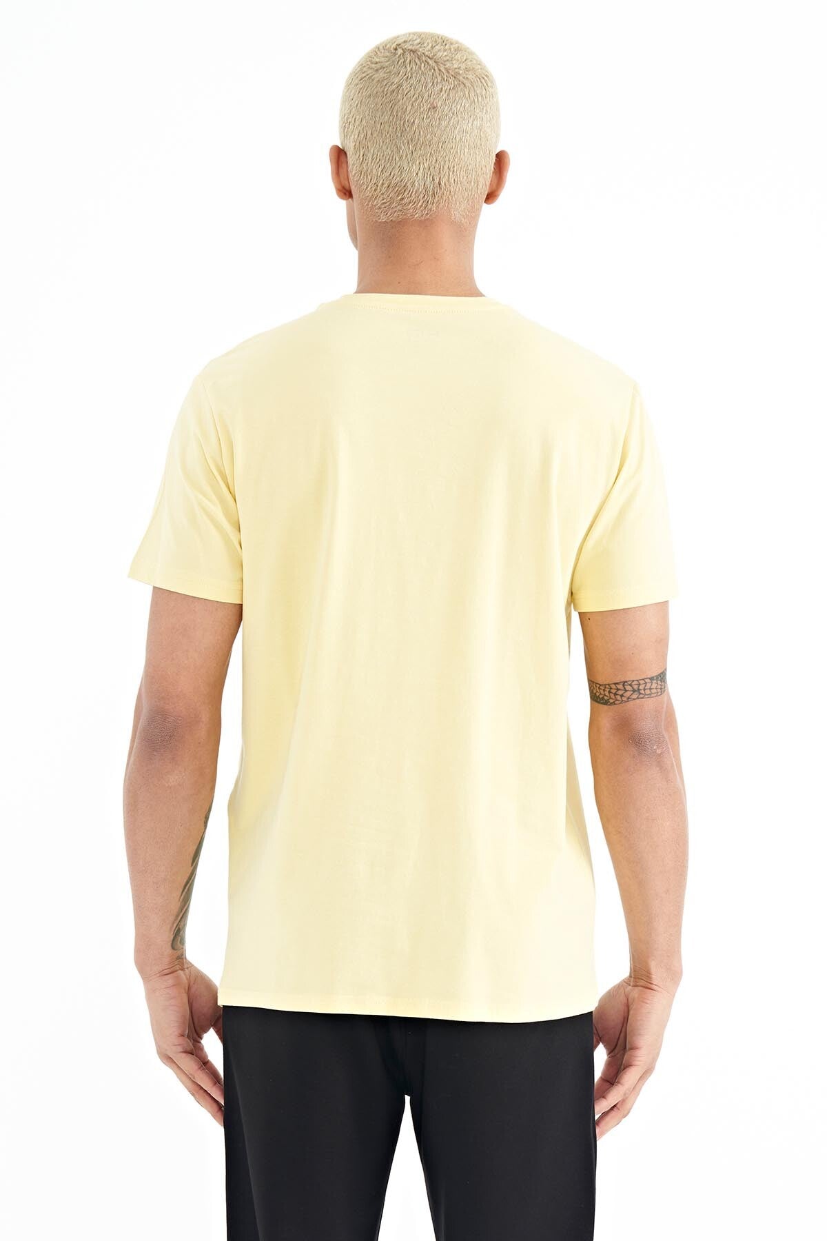 Bert Yellow Standard Mold Men's T-Shirt - 88210
