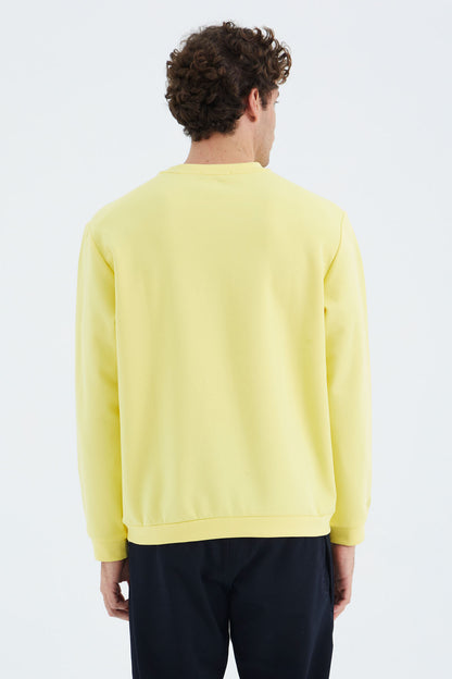 Yellow O Collar Front Stitch Detailed Basic Relax Fit Men's Sweatshirt - 88270