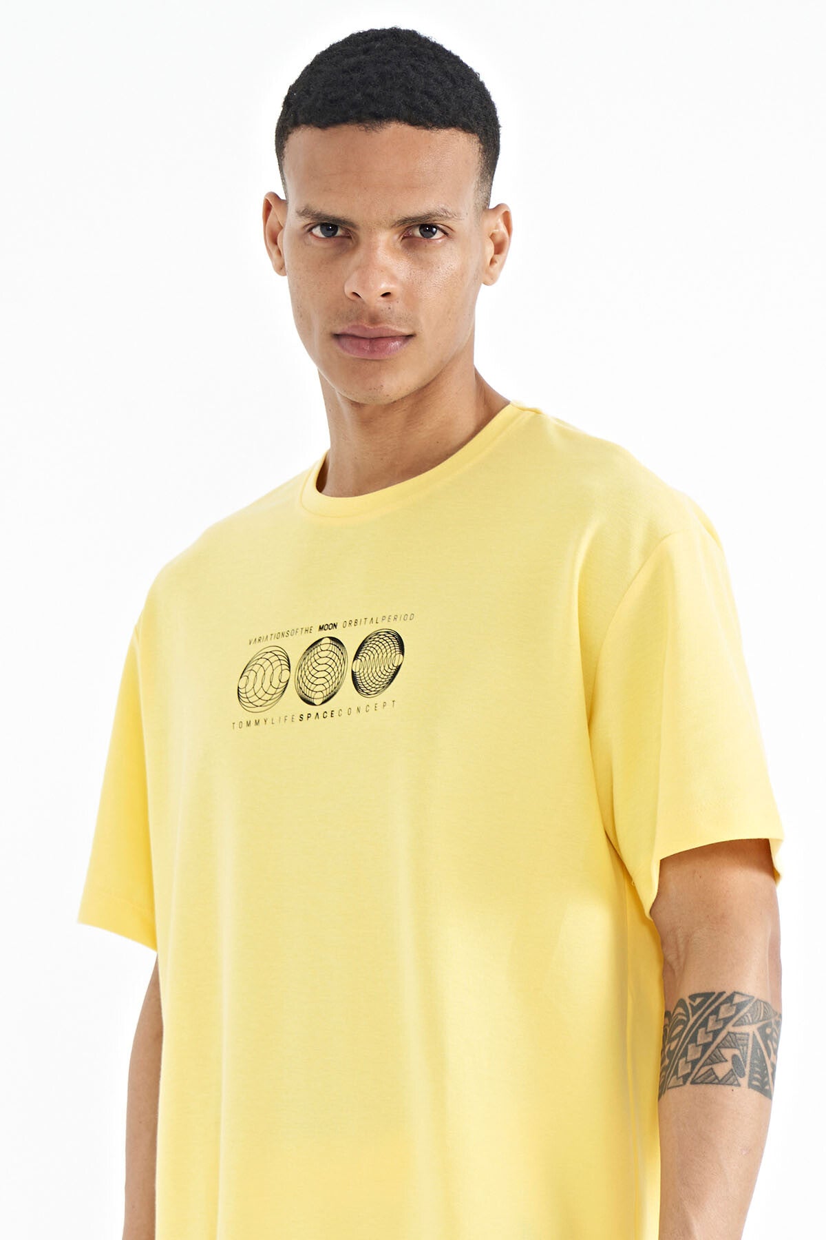 Yellow Front Back Printed O Collar Oversize Men's T-shirt - 88224