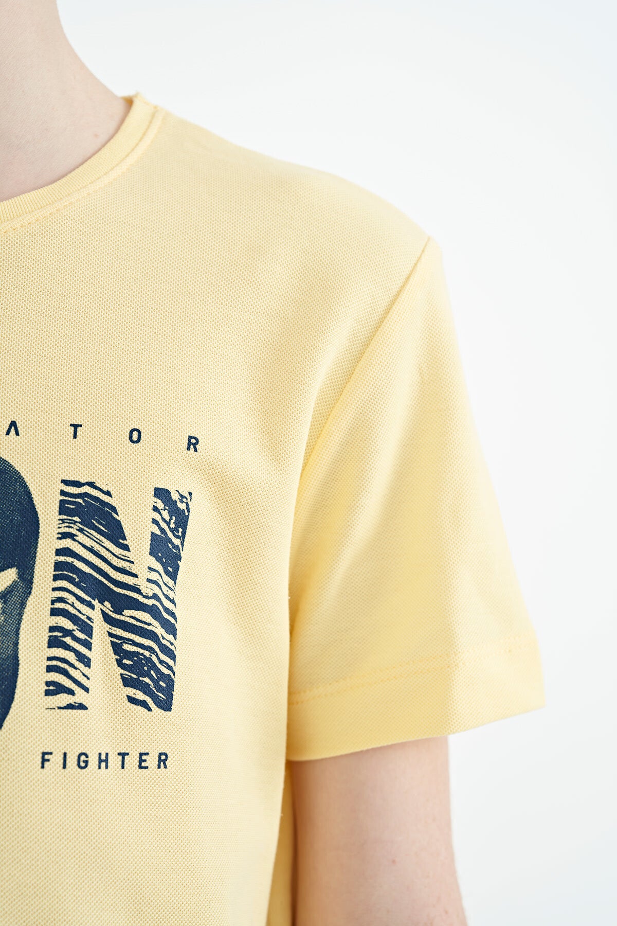 Yellow Front Embroidered O Collar Standard Fit Boys' T-Shirt - 11118