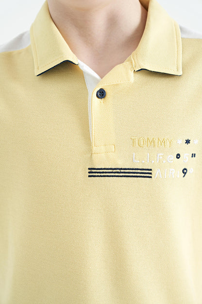 Yellow Color Blocked Shoulder Trim Detailed Standard Pattern Boys T-Shirt - 11155