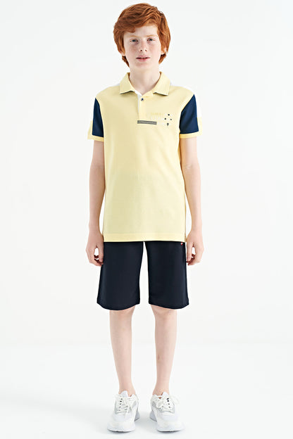Yellow Color Blocked Shoulder Trim Detailed Standard Pattern Boys T-Shirt - 11155