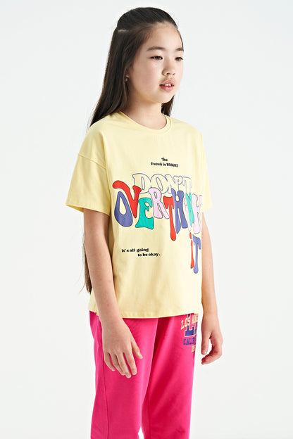 Yellow Printed Letter O Collar Oversize Short Sleeve Girl's T-Shirt - 75112