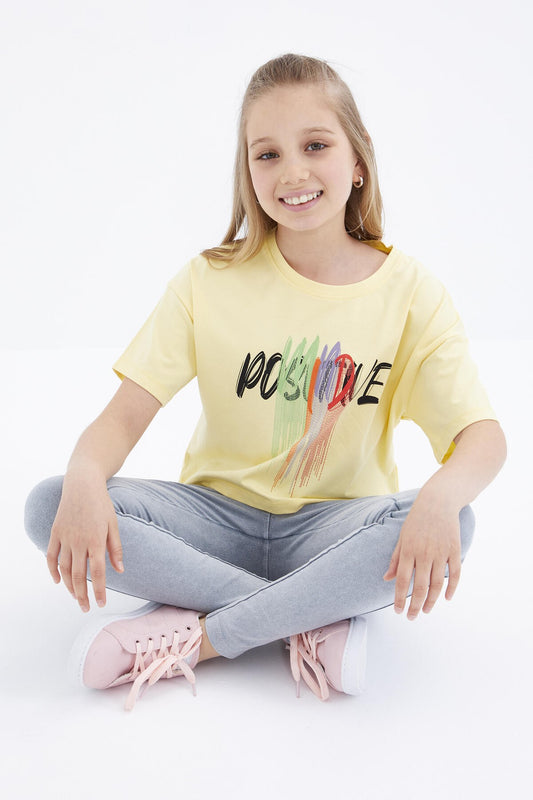 Yellow Print Letter O Collar Oversize Drop Shoulder Girl Crop T-Shirt - 75036