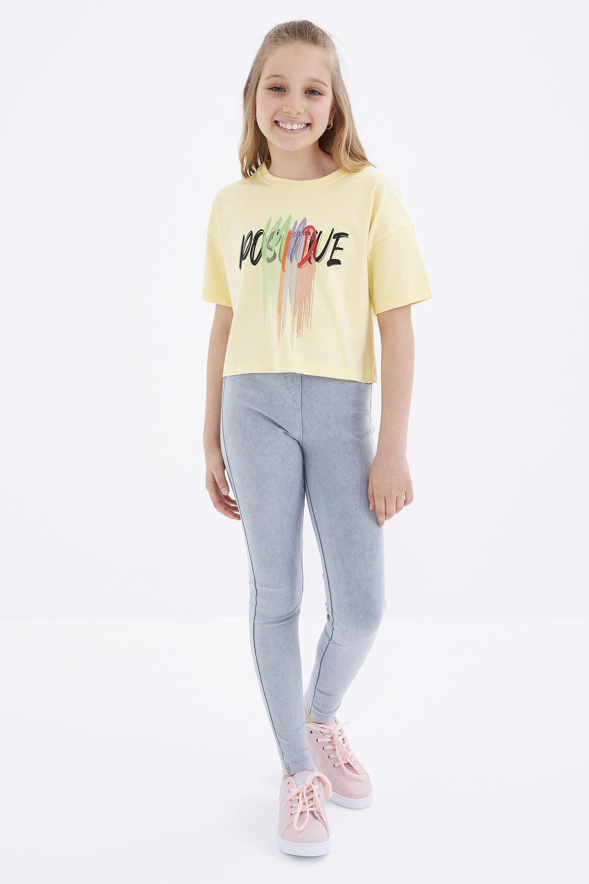 Yellow Print Letter O Collar Oversize Drop Shoulder Girl Crop T-Shirt - 75036