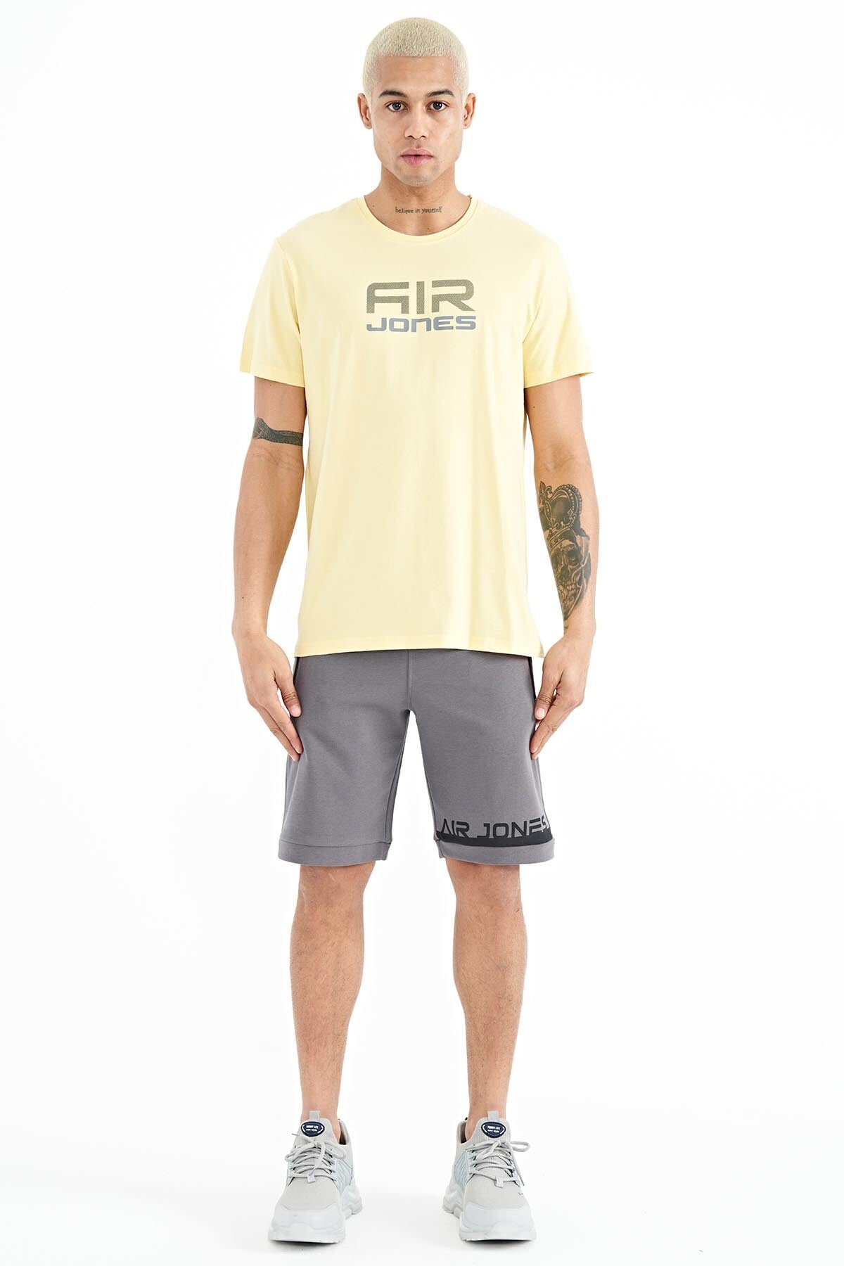 Liam Yellow Standard Fit Men's T-Shirt - 88207