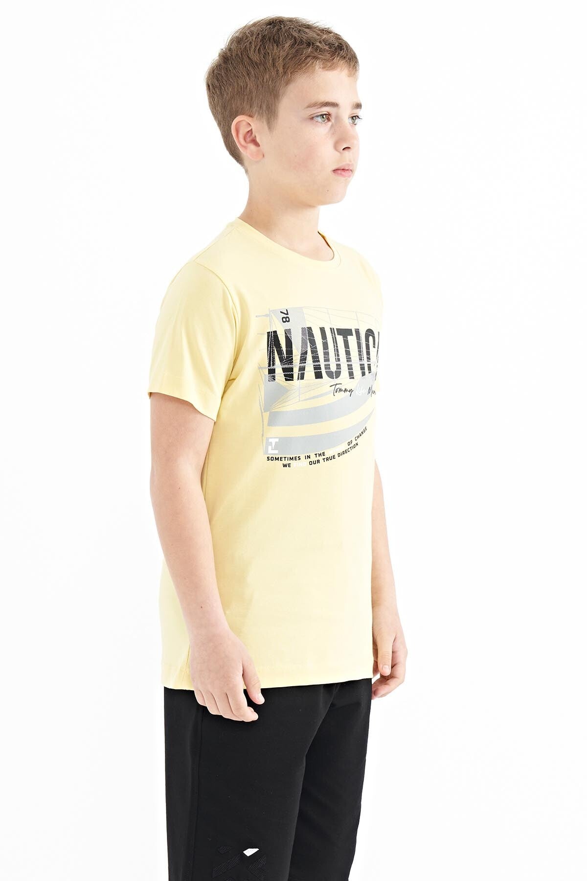 Yellow Print O Collar Standard Cut Boys' T-Shirt - 11100