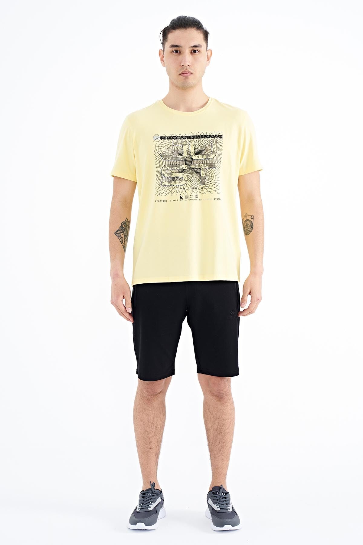 Yellow Print O Collar Standard Fit Men's T-shirt - 88170