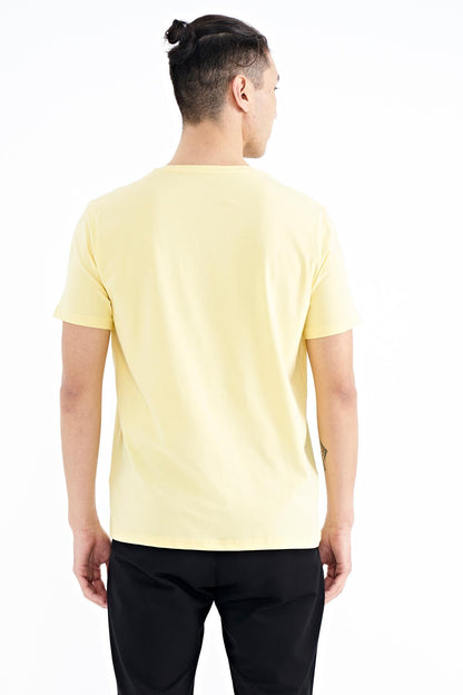 Yellow Print O Collar Standard Fit Men's T-shirt - 88170