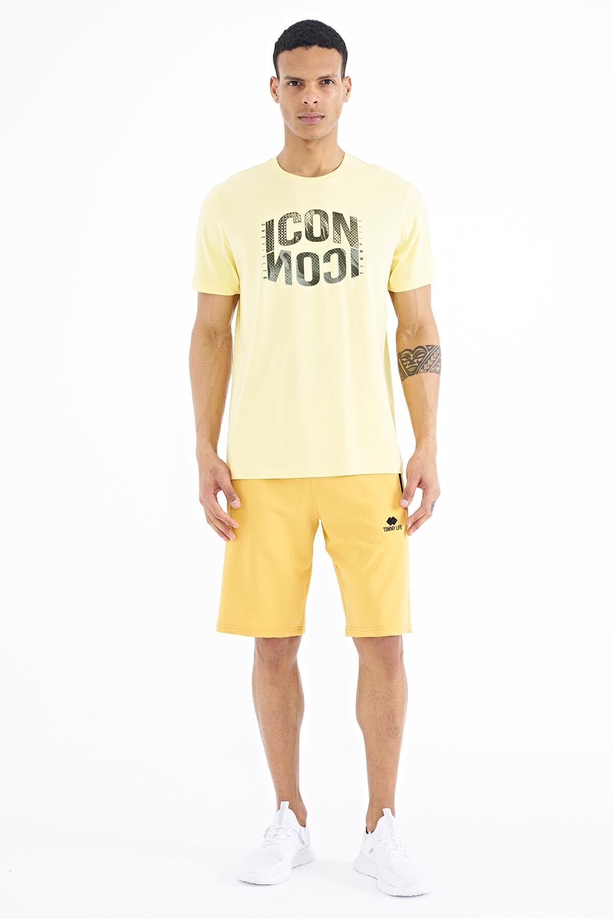 Yellow Print O Collar Standard Fit Men's T-Shirt - 88174
