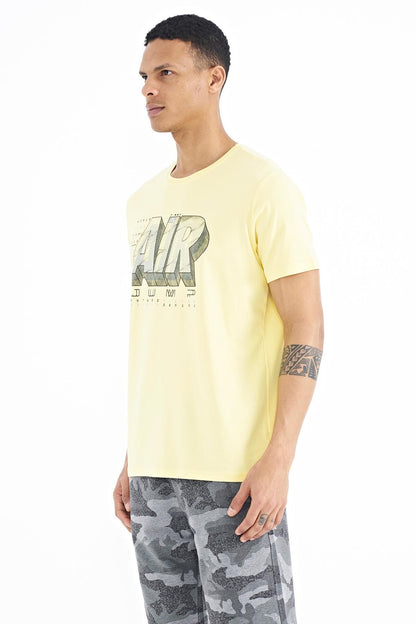 Yellow Print O Collar Standard Cut Men's T-Shirt - 88199