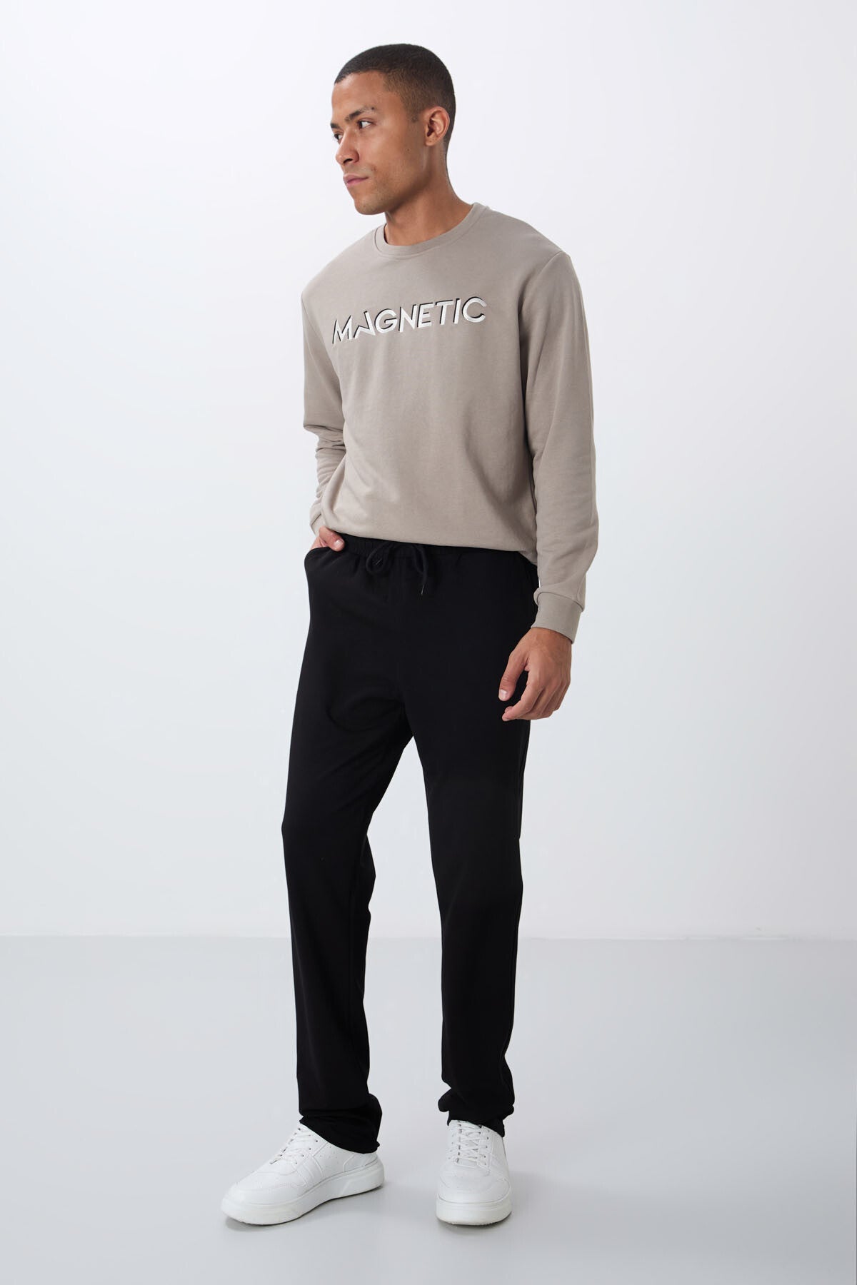 Black Laced Cuffed Standard Fit Classic Hem Men's Tracksuit Bottom - 84682