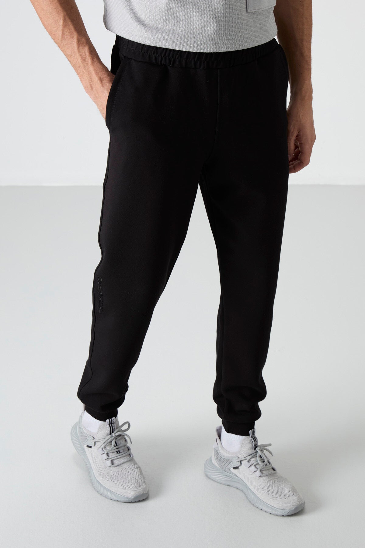 Black Laced Long Leg Men's Tracksuit Bottom - 84999