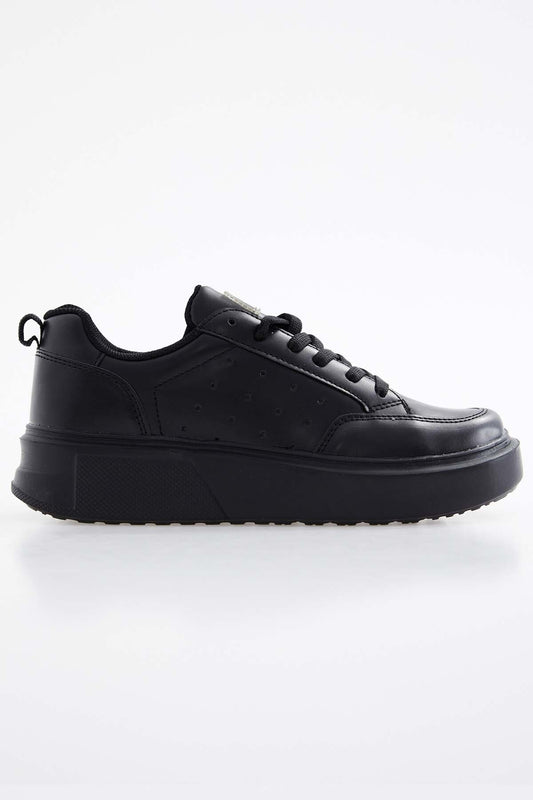 Black Laced Relax Fit Women's Sports Shoes - 89105