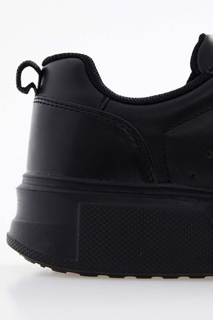 Black Laced Relax Fit Women's Sports Shoes - 89105