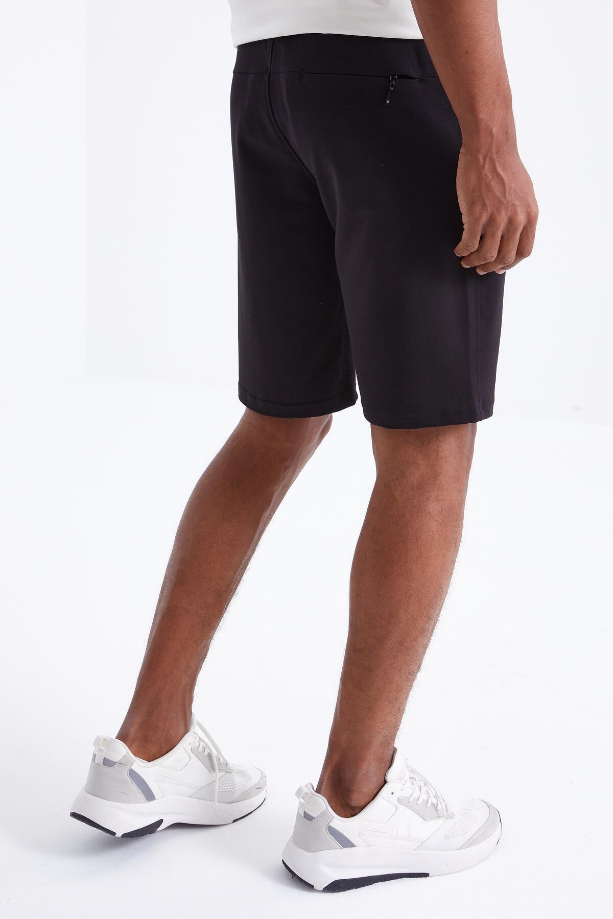 Black Laced Standard Cut Basic Men's Shorts - 81212