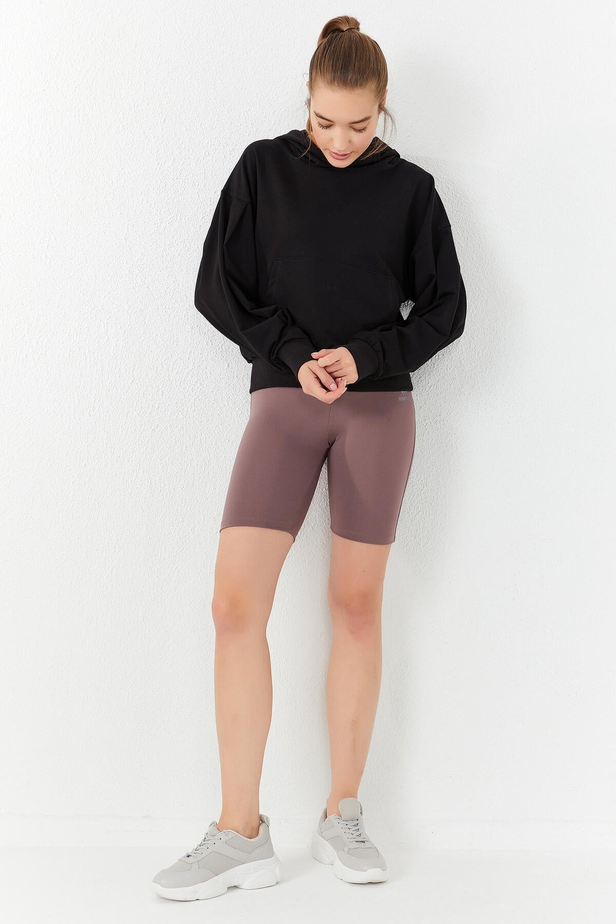 Black Balloon Sleeve Hooded Women's Oversize Sweatshirt - 97156