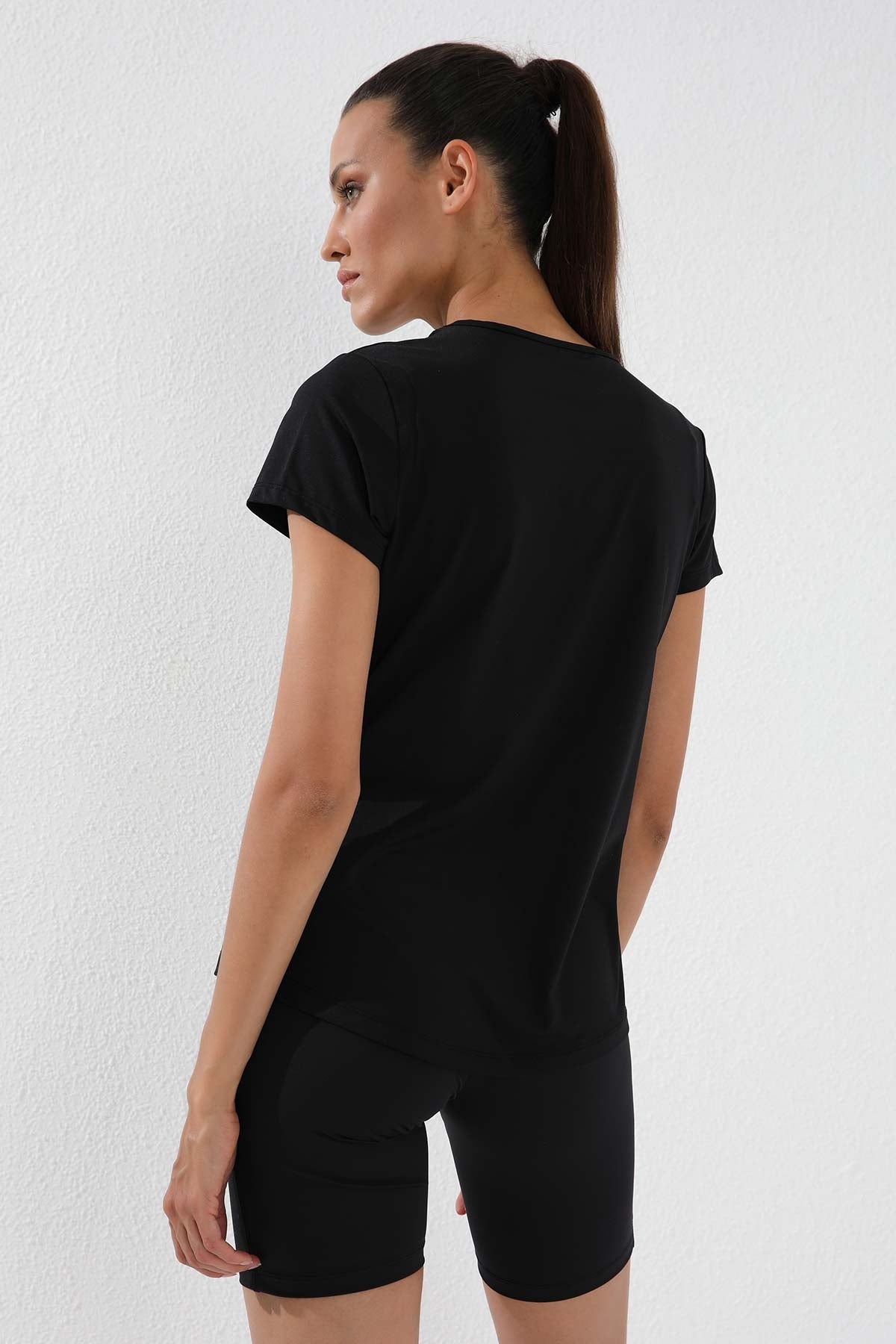Black Basic Short Sleeve Standard Fit V Neck Women's T-Shirt - 97145