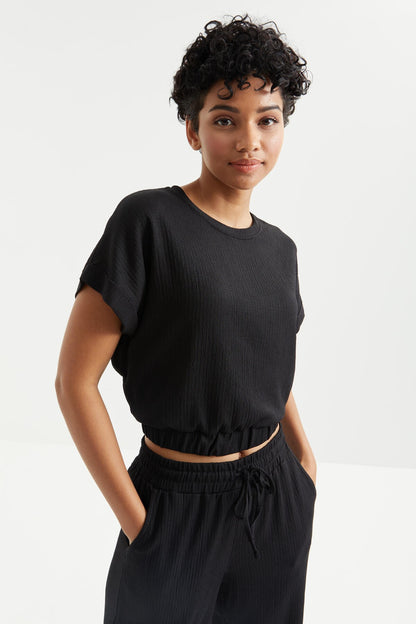 Black Basic O Neck Elastic Ribbed Fabric Women's Crop Top T-Shirt - 97227