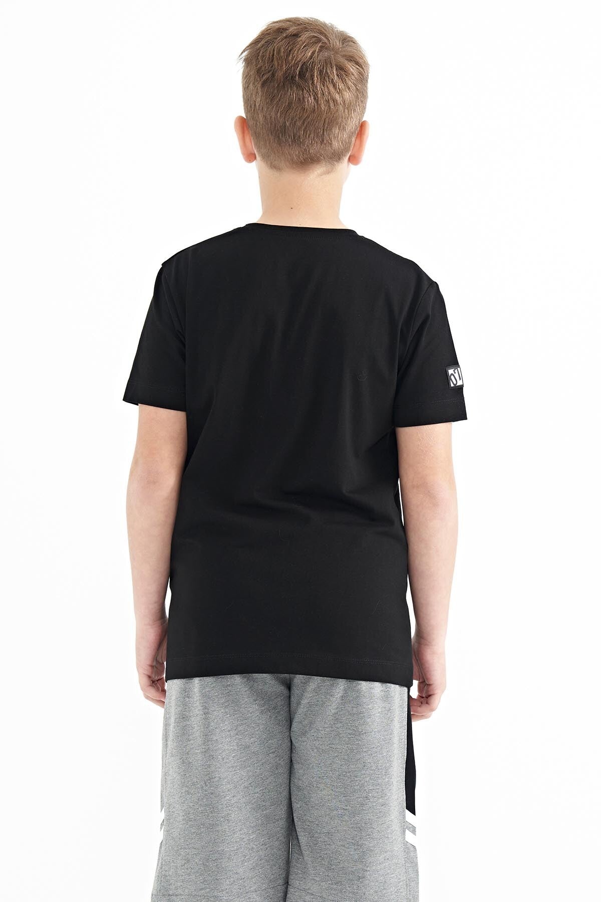 Black Print Detailed O Collar Standard Fit Boys T-Shirt - 11104