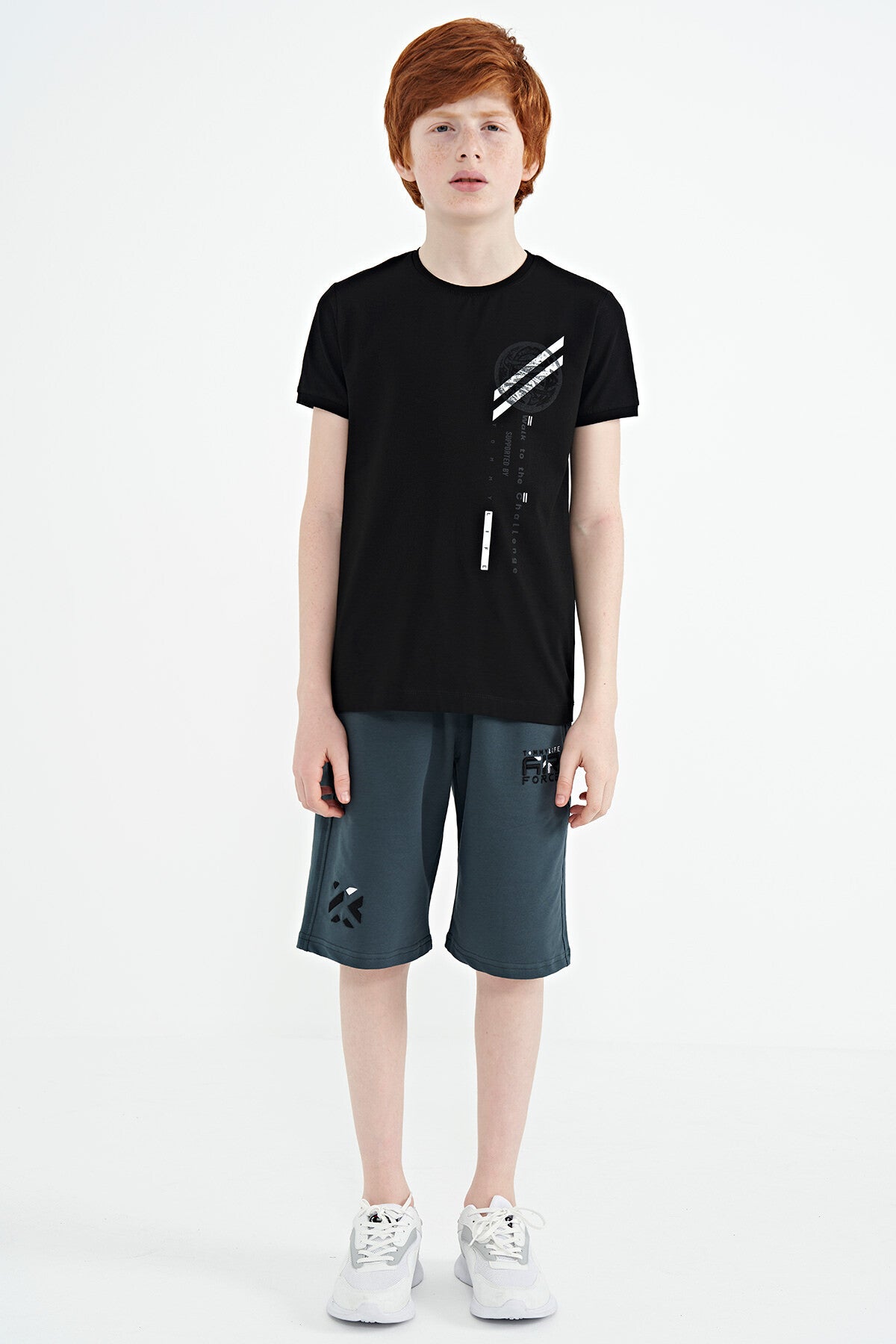 Black Print Detailed O Collar Standard Fit Boys' T-Shirt - 11131