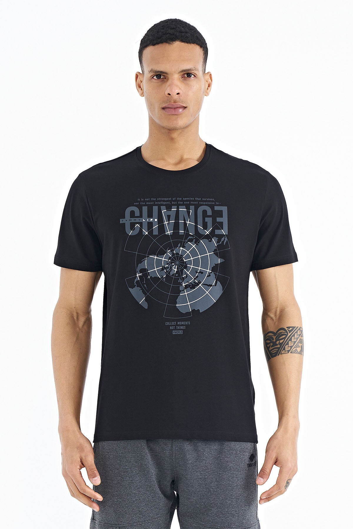 Black Print Detailed O Collar Standard Fit Men's T-Shirt - 88214