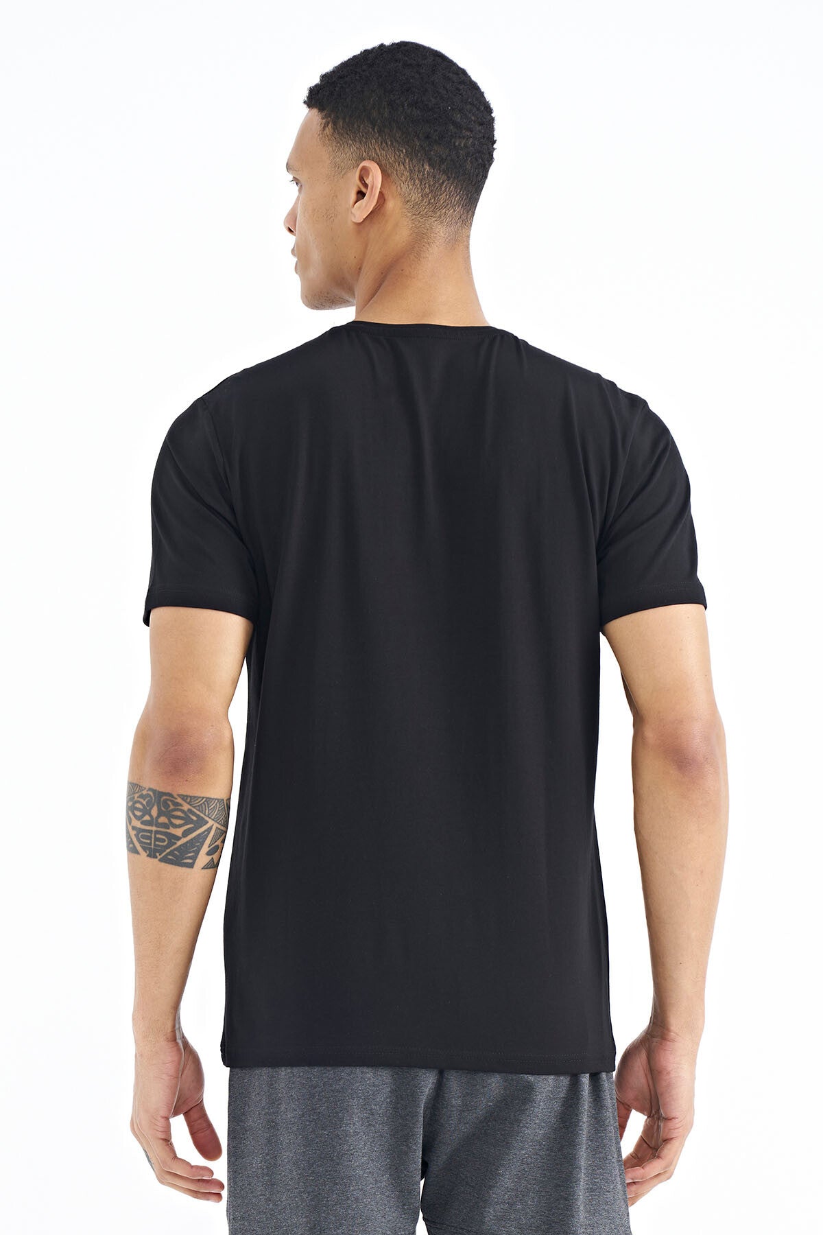 Black Print Detailed O Collar Standard Fit Men's T-Shirt - 88214