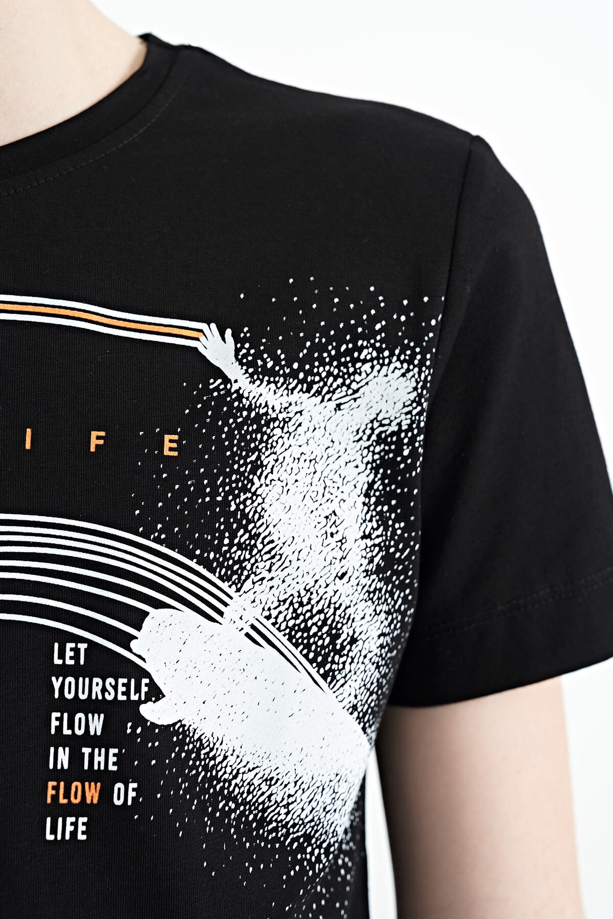 Black Print Detailed Standard Mold O Collar Boys T-Shirt - 11133