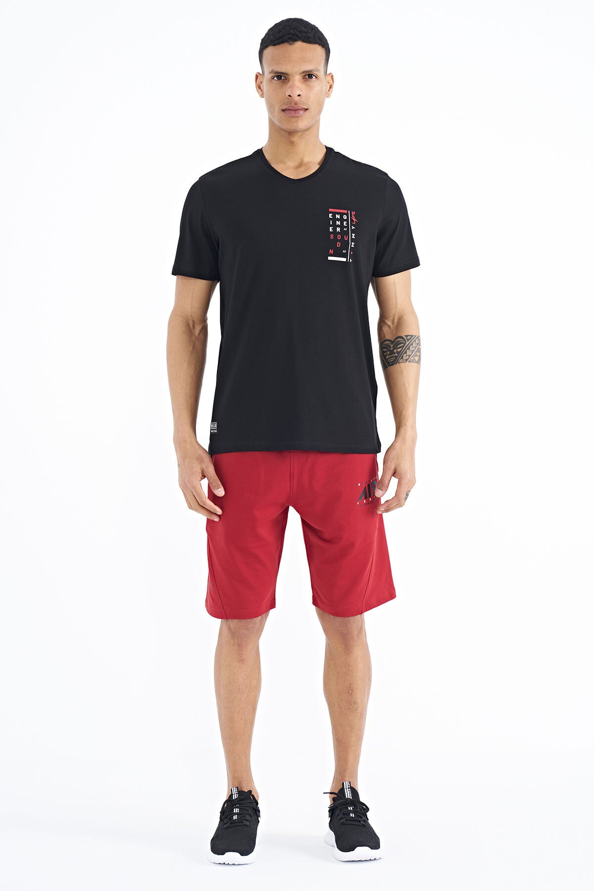 Black Print Detailed V Neck Standard Fit Men's T-Shirt - 88186