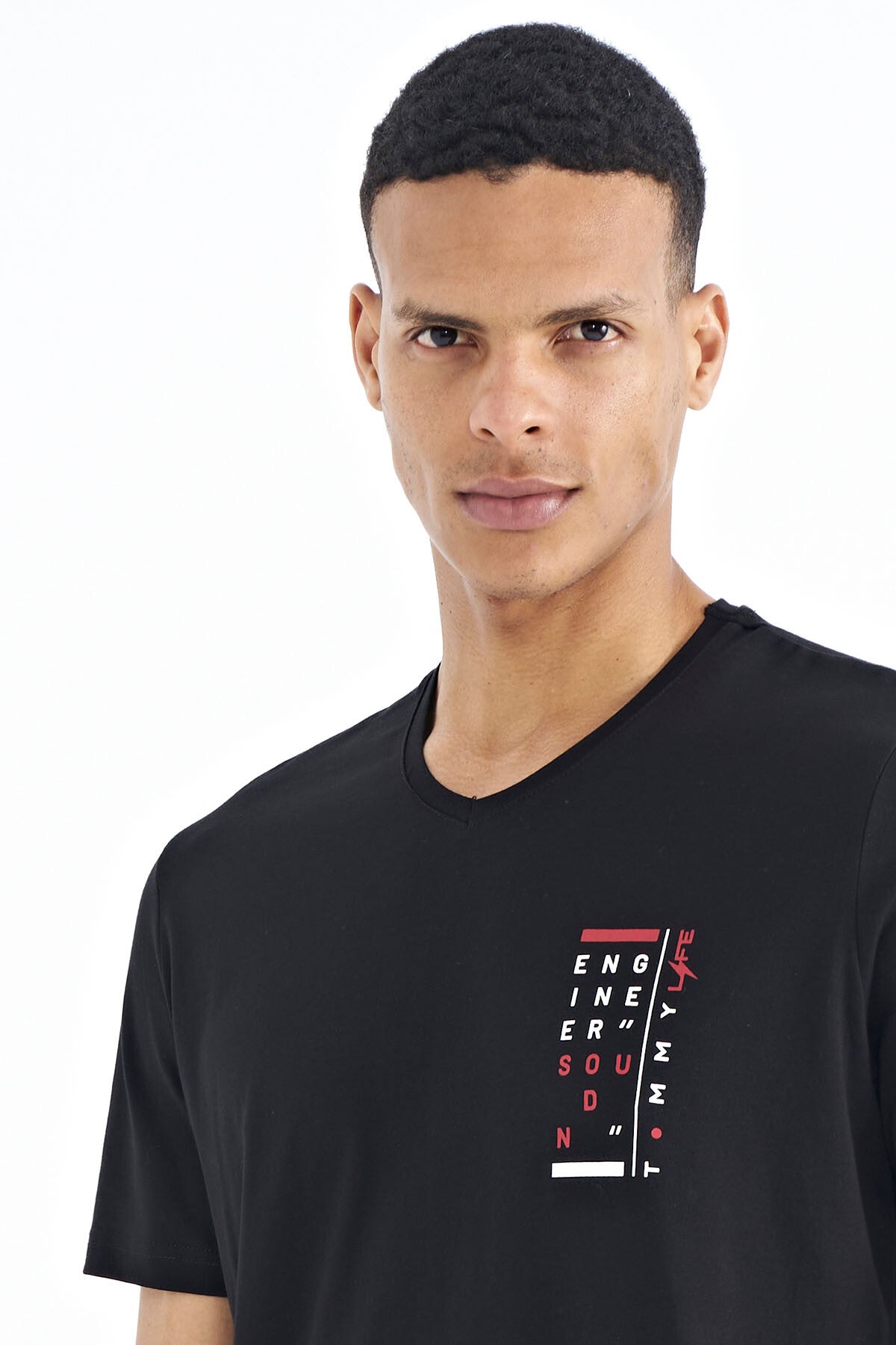 Black Print Detailed V Neck Standard Fit Men's T-Shirt - 88186