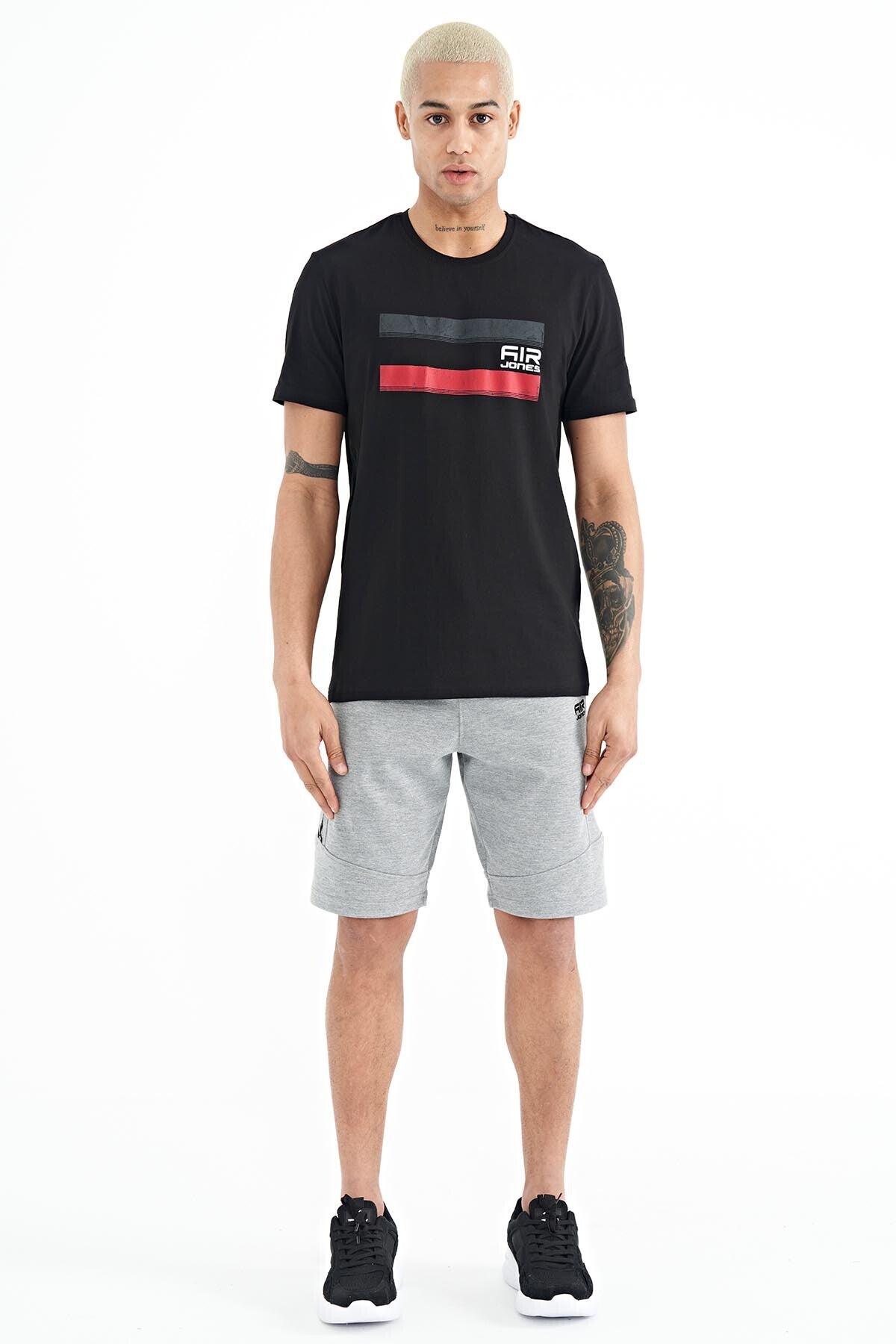 Donald Black Standard Fit Men's T-Shirt - 88217