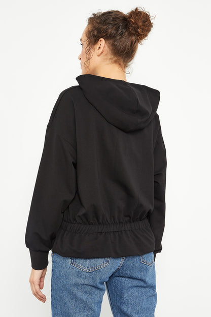 Black Belted Pleated Hooded Women's Oversize Sweatshirt - 97159