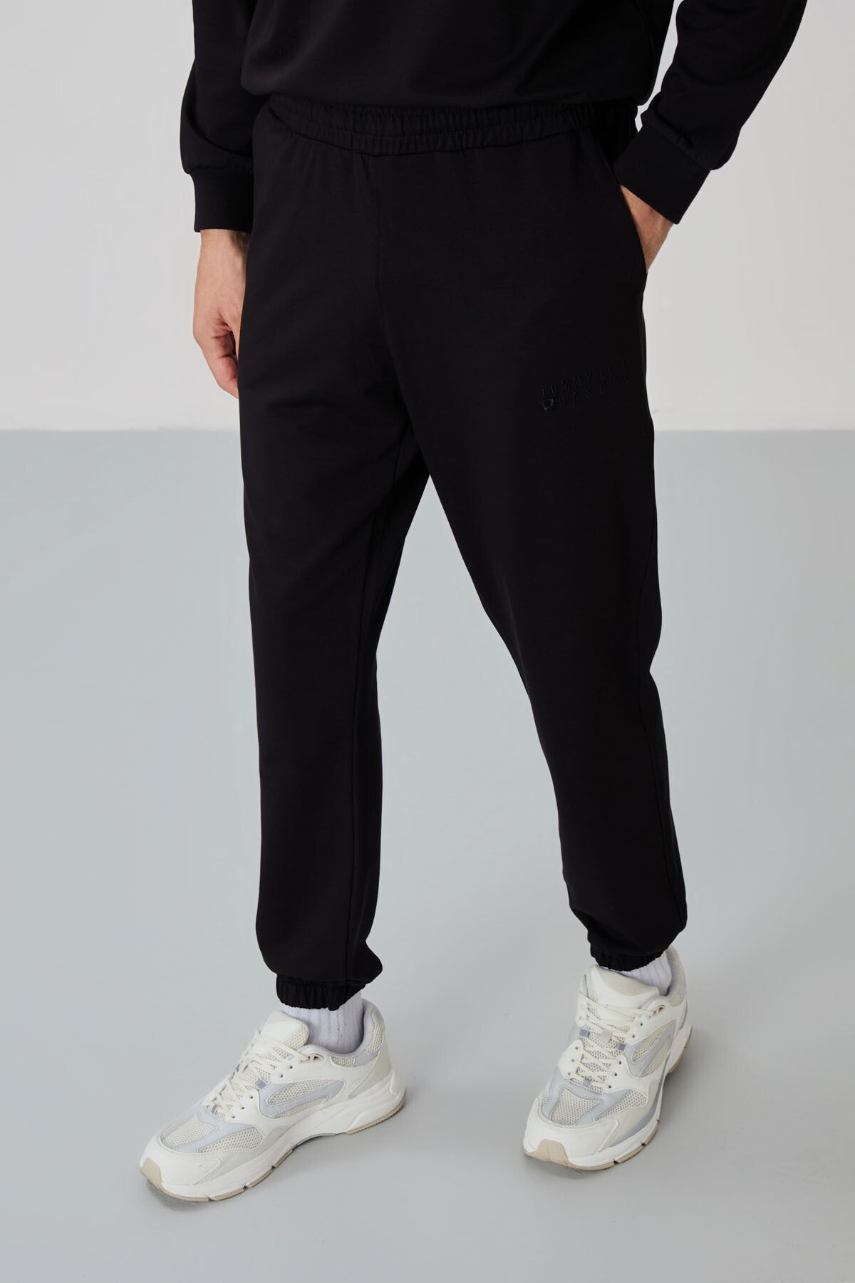 Black Casual O Neck Elastic Cuffed Cotton Men's Oversize Tracksuit Set - 85120