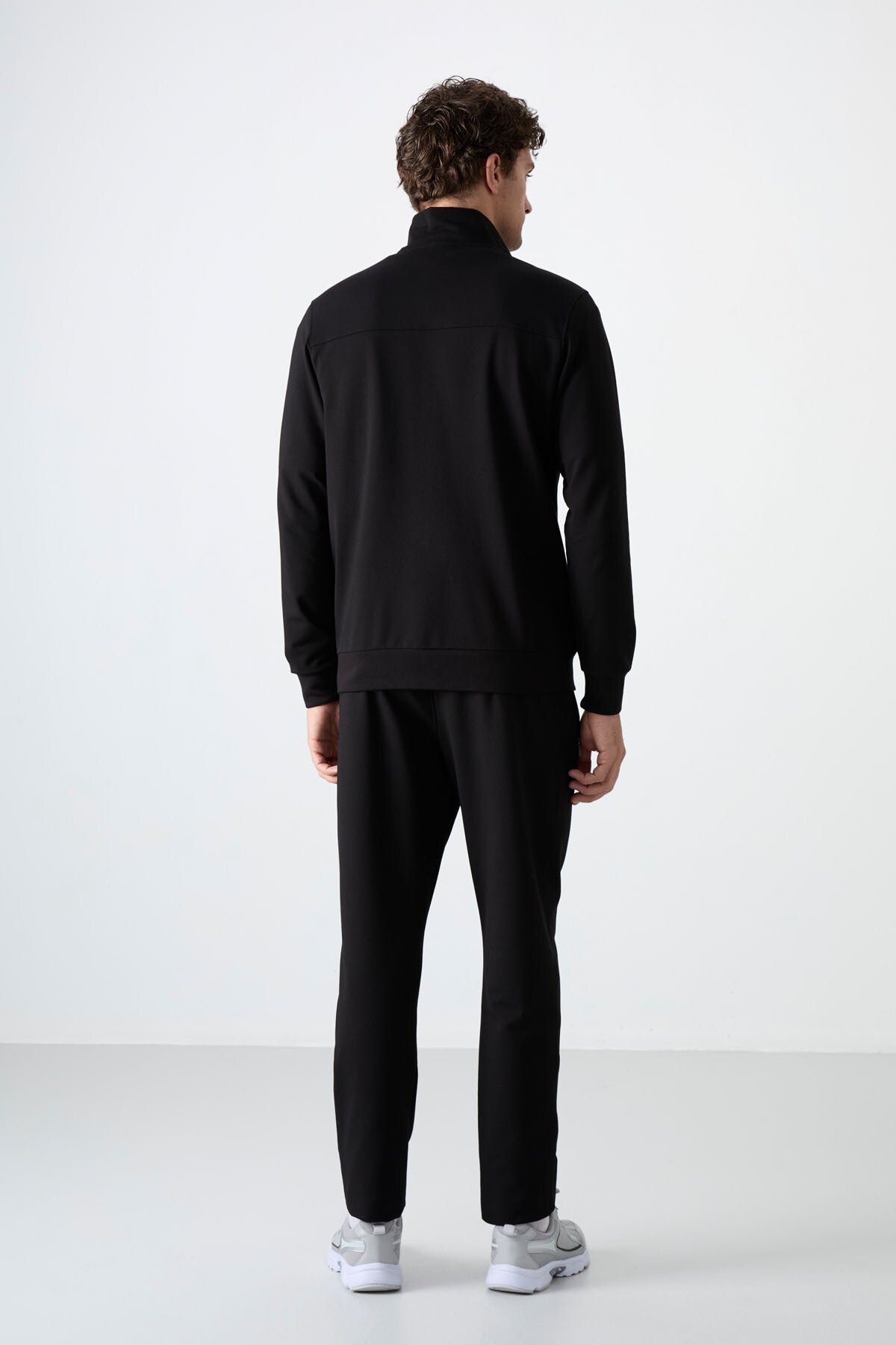Black Stand Collar Zippered Comfort Fit Classic Cuff Men's Tracksuit Set - 85072