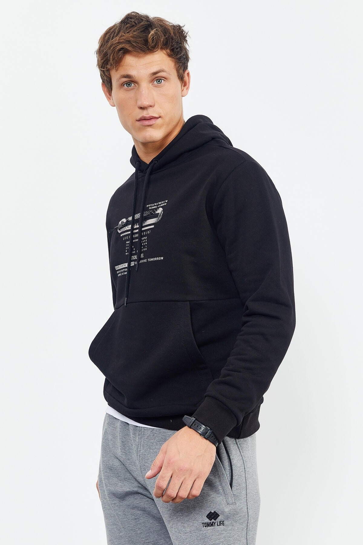 Black Printed Hooded Kangaroo Pocket Comfort Fit Men's Sweatshirt - 88019