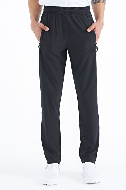 Black Men's Zippered Three-Pocket Standard Fit Classic Hem Tracksuit Bottom - 84768