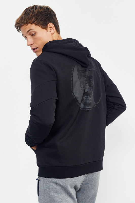 Black Skull Back Print Comfort Fit Men's Hooded Sweatshirt - 88008