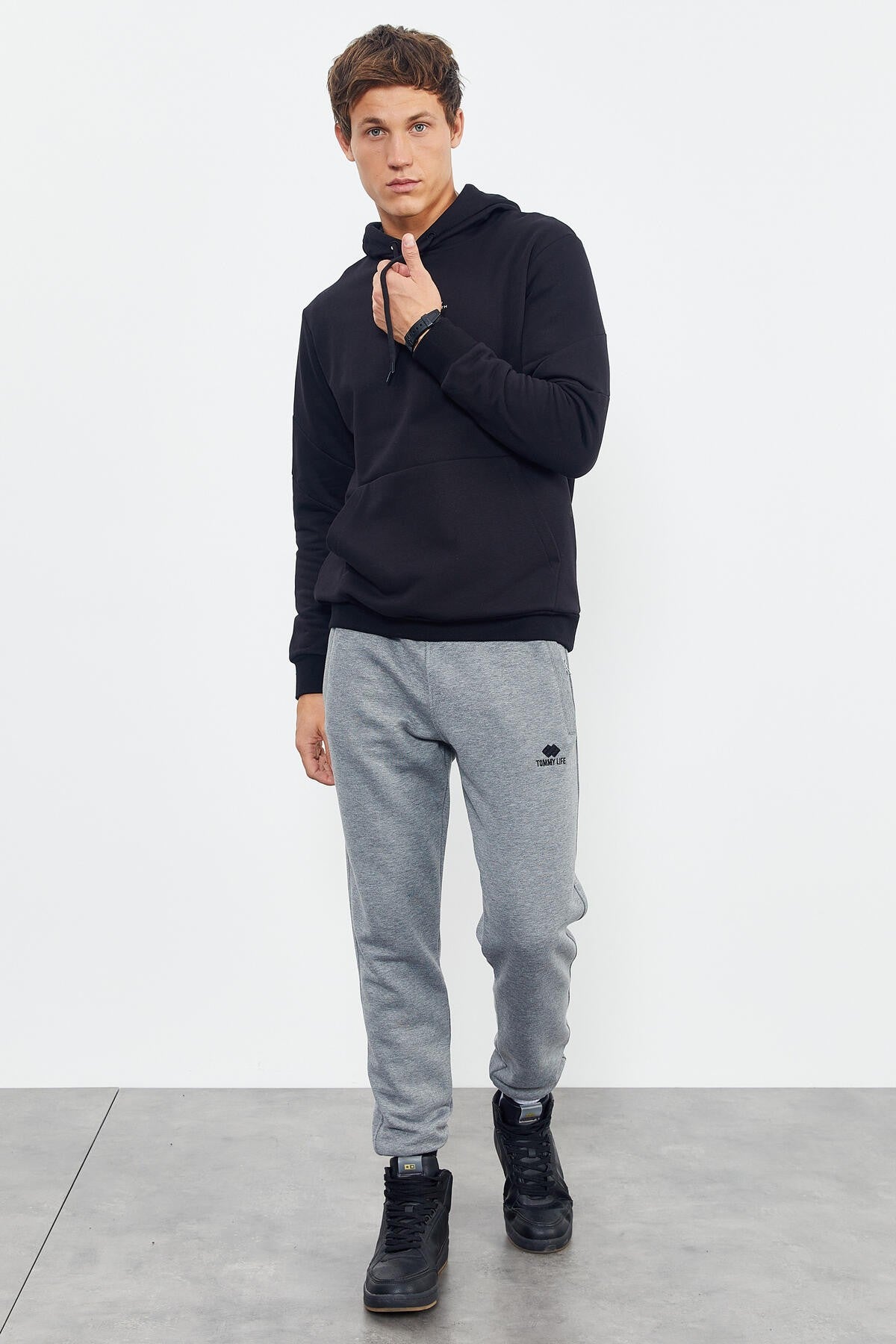 Black Skull Back Print Comfort Fit Men's Hooded Sweatshirt - 88008