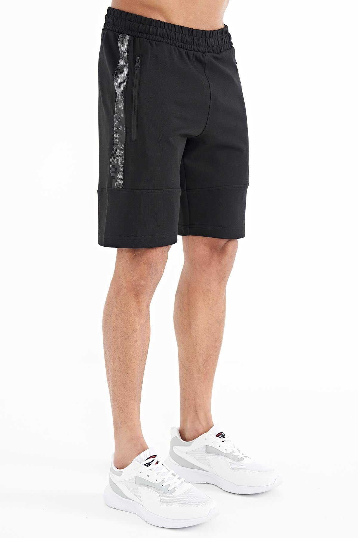 Alec Black Standard Fit Men's Shorts - 81243