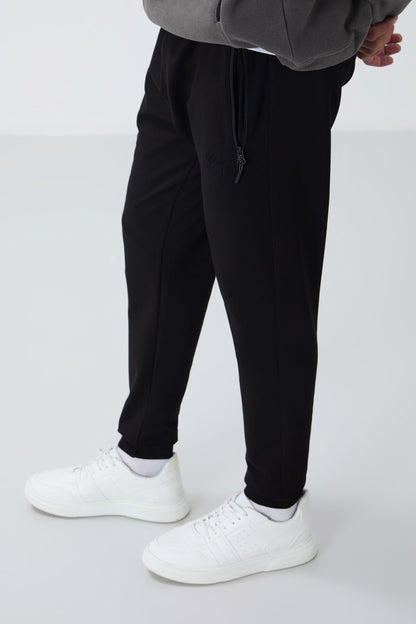 Black Zippered Pocket Standard Fit Jogger Men's Tracksuit Bottom - 84651