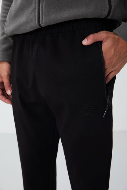 Black Zippered Pocket Standard Fit Jogger Men's Tracksuit Bottom - 84651