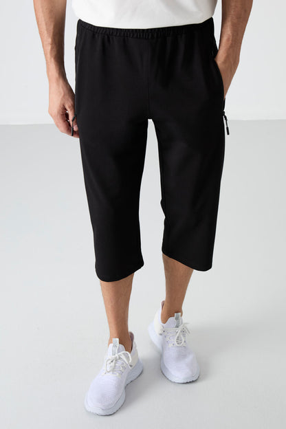 Black Zipper Pocket Standard Fit Classic Hem Men's Capri - 83091