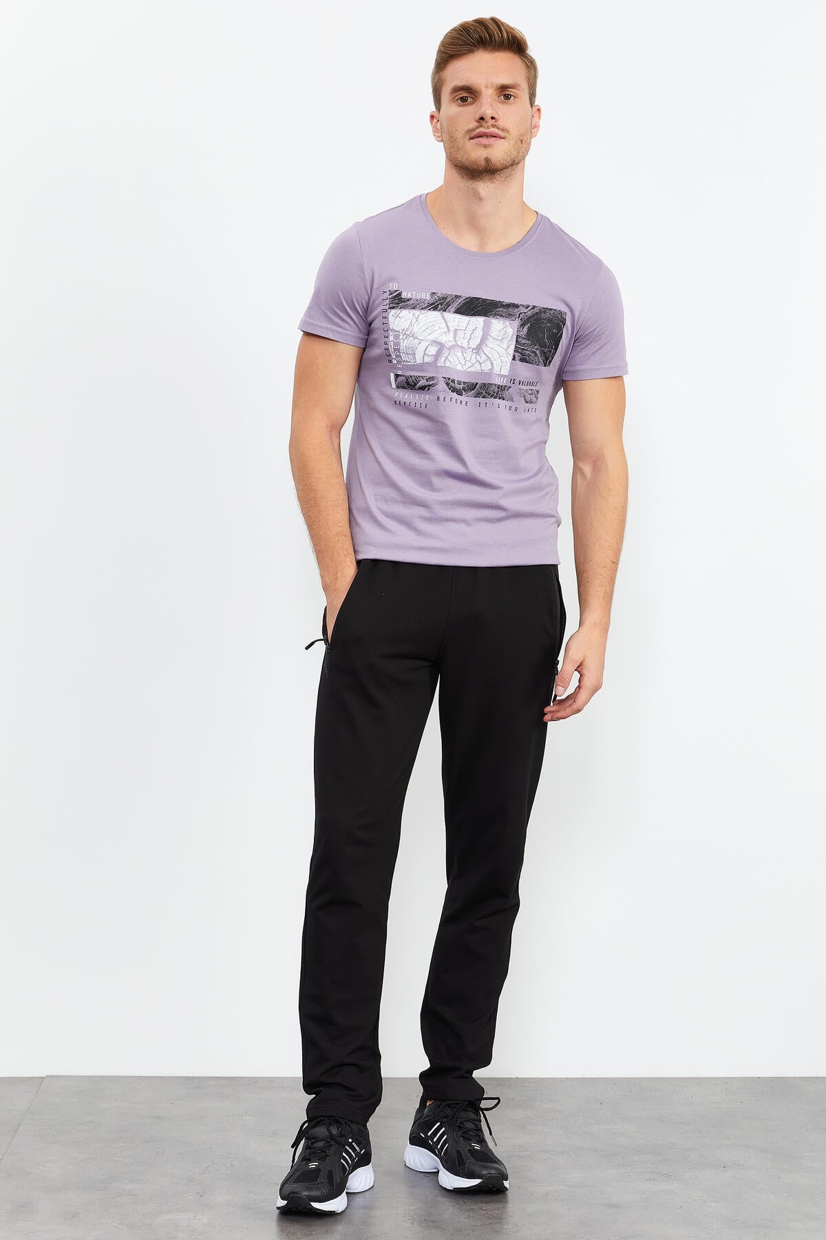Black Zippered Pocket Detailed Standard Fit Classic Hem Men's Tracksuit Bottom - 84744