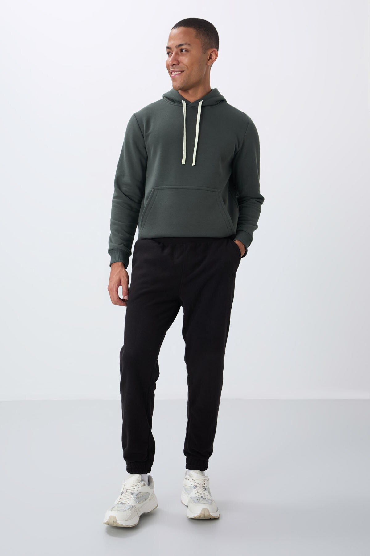 Black Hidden Zipper Comfort Fit Jogger Polar Men's Tracksuit Bottom - 84866