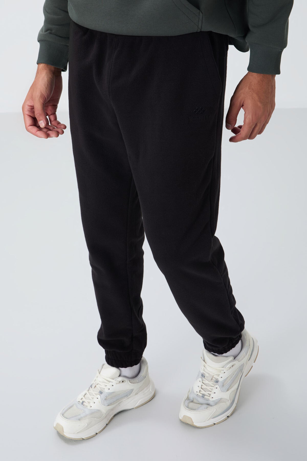 Black Hidden Zipper Comfort Fit Jogger Polar Men's Tracksuit Bottom - 84866