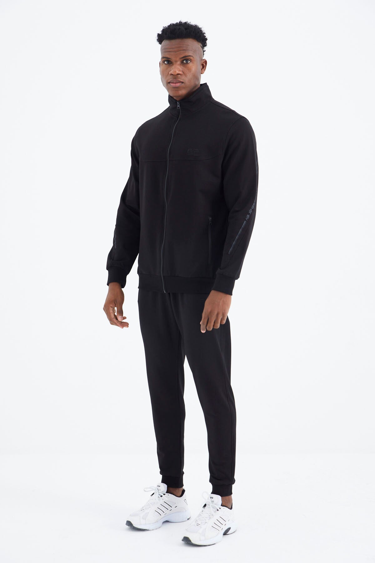 Igor Black Standard Mold Tracksuit Set - 85229