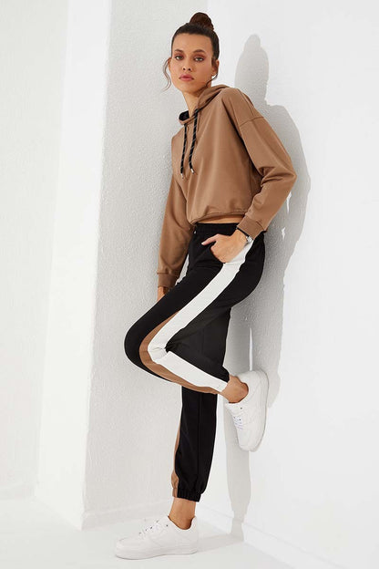 Black Two-Tone Striped Comfortable Elastic Cuffed Women's Tracksuit Bottom - 94582